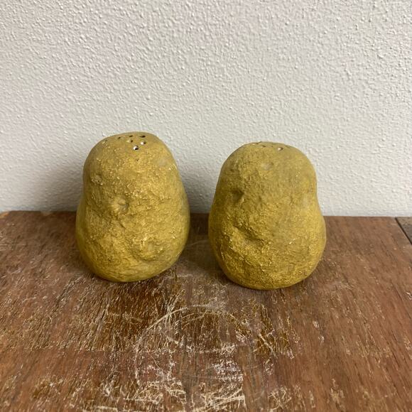 Vintage Enesco Russet Spud Potato Salt & Pepper Shakers - Picture 3 of 7